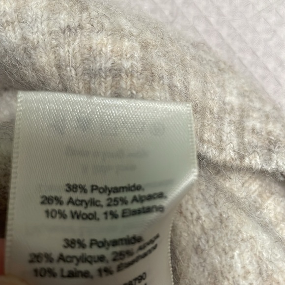 Wilfred Free sz S Yarn Made in Italy cozy soft sweater w ribbing beige/t… - Picture 7 of 8